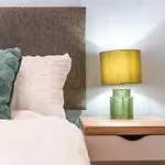 公寓 Flat - In Centre - Modern Decor - Sleeps 8 利兹