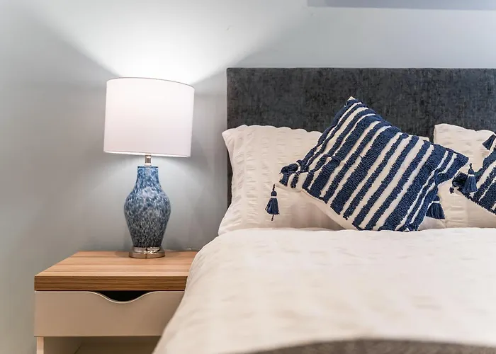 公寓 Flat - In Centre - Modern Decor - Sleeps 8 *