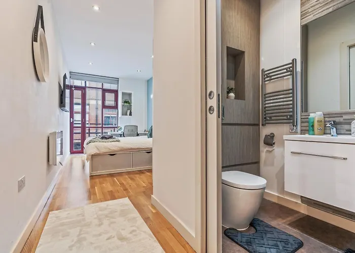 Flat - In Centre - Modern Decor - Sleeps 8 아파트 *