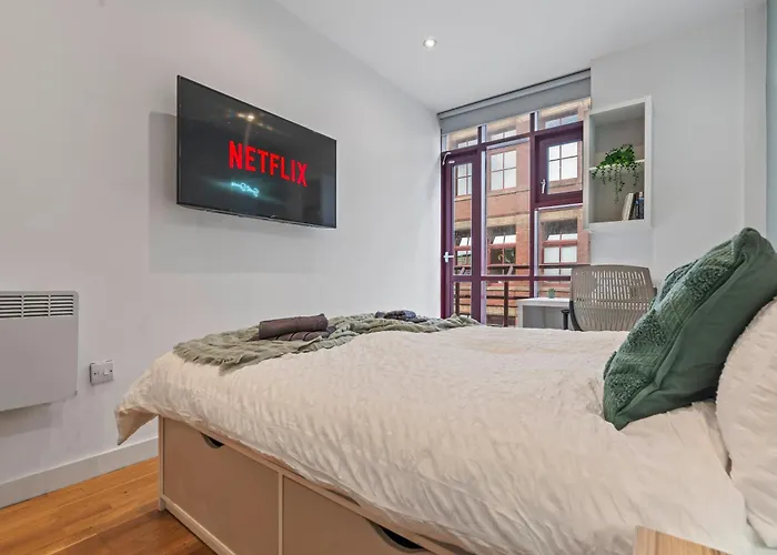 아파트 Flat - In Centre - Modern Decor - Sleeps 8 *